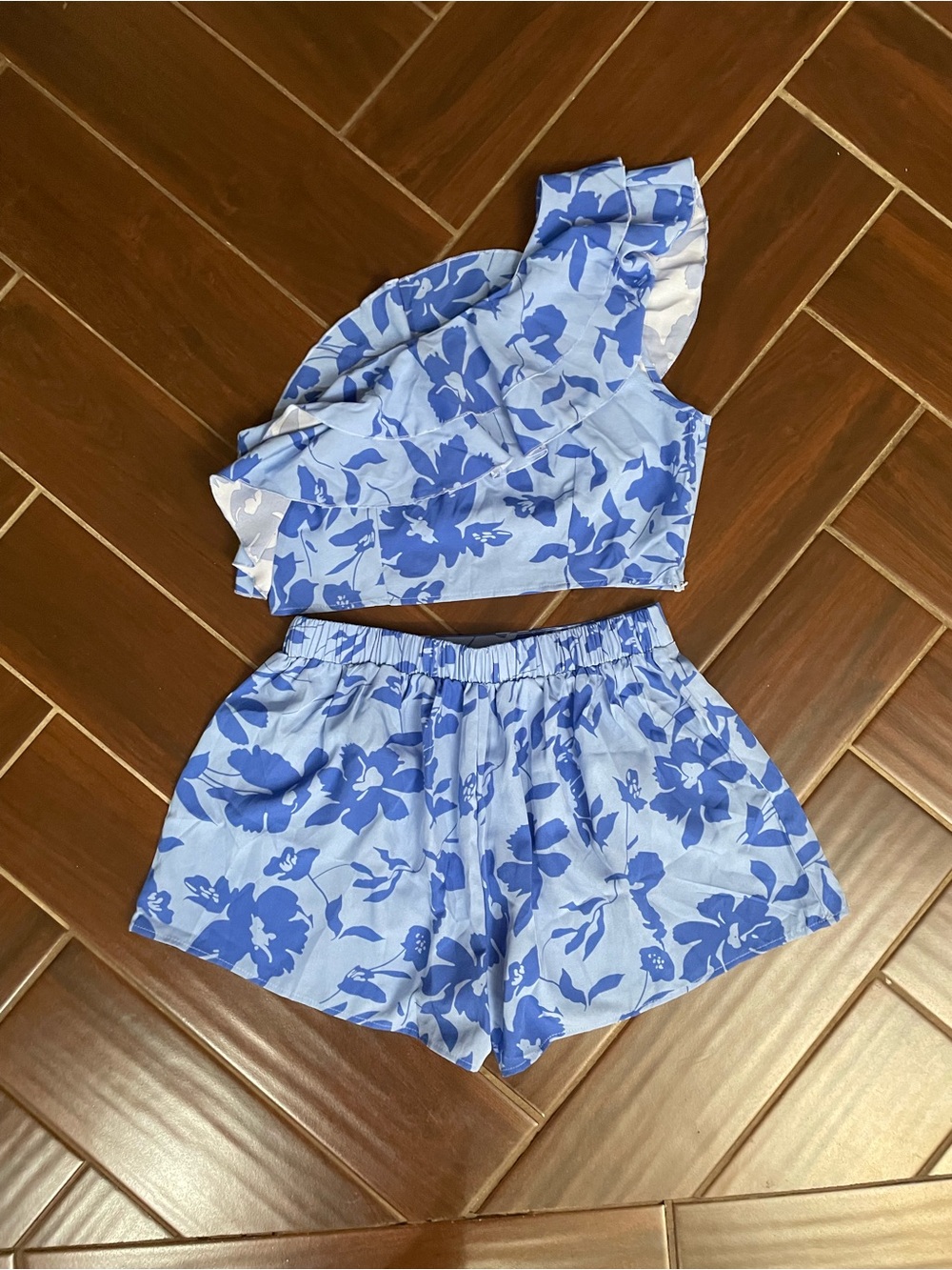 SHEIN Blue Floral One-Shoulder Crop Top & Shorts Set